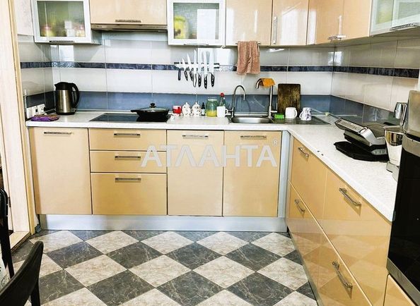 3-кімнатна квартира за адресою вул. Сахарова (площа 90 м²) - Atlanta.ua