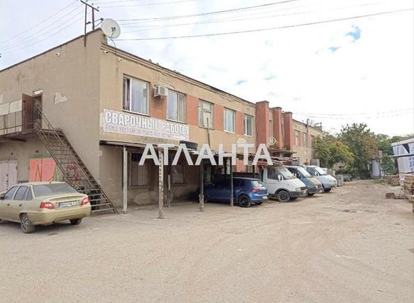 Commercial real estate at st. Vilyamsa ak (area 1630 m²) Commercial real estate at st. Vilyamsa ak (area 1630 m²) - Atlanta.ua