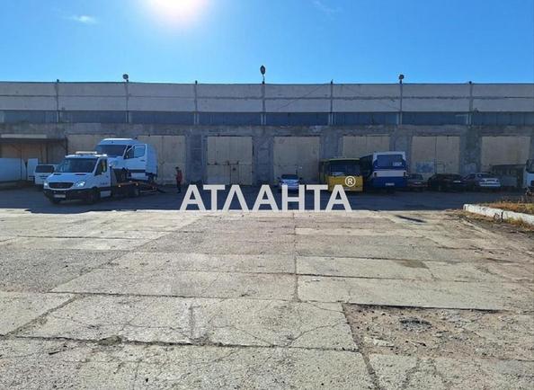 Commercial real estate at st. Aeroportovskaya ul (area 4642,4 m²) - Atlanta.ua