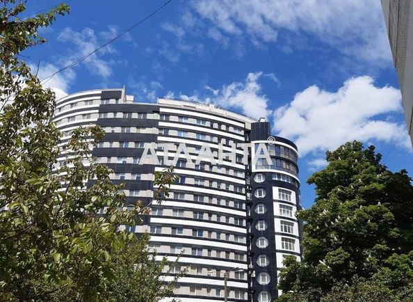 3-rooms apartment apartment by the address st. Geroev oborony OdessyGeroev Stalingrada (area 90,0 m2) - Atlanta.ua