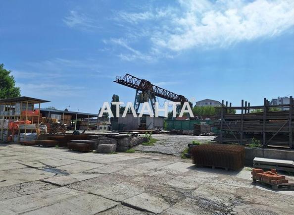 Коммерческая недвижимость по адресу ул. Промышленная (площадь 2460,3 м²) - Atlanta.ua