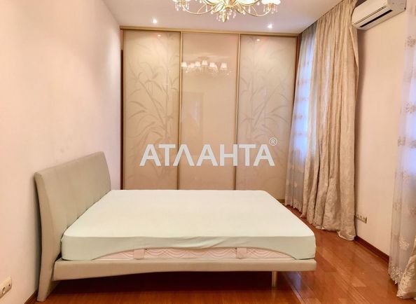 3-rooms apartment apartment by the address st. Grecheskaya Karla Libknekhta (area 130,0 m2) - Atlanta.ua