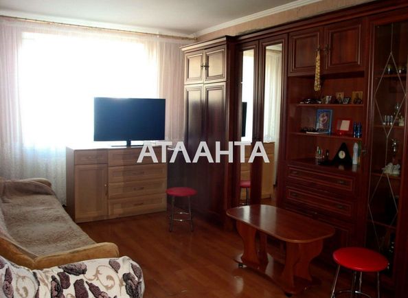 Room in dormitory apartment by the address st. Parusnaya Geroev Stalingrada (area 30,2 m2) - Atlanta.ua