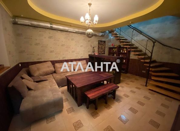 4+-rooms apartment apartment by the address st. Petrova gen (area 130,0 m2) - Atlanta.ua