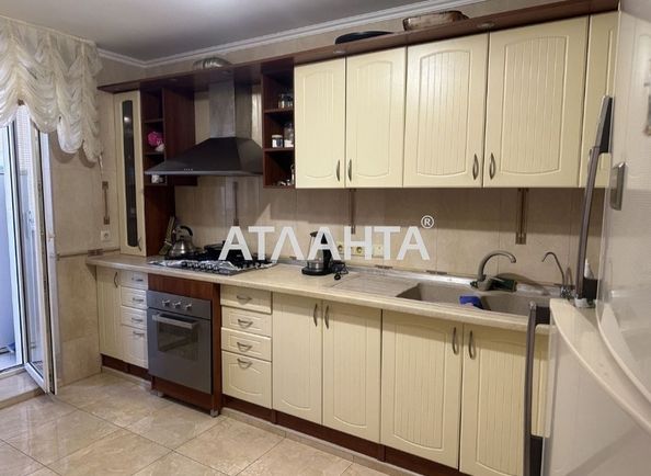 4+-rooms apartment apartment by the address st. Kosvennaya Vegera (area 150,0 m2) - Atlanta.ua