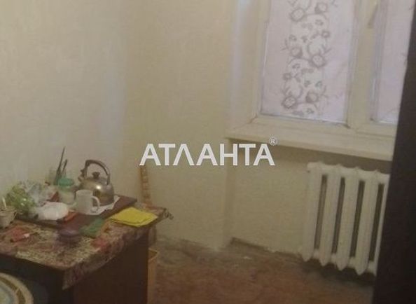 Room in dormitory apartment by the address st. Shklyaruka (area 15,0 m2) - Atlanta.ua