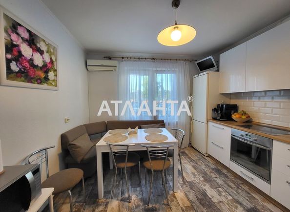 2-rooms apartment apartment by the address st. Prospekt Glushkova (area 75,1 m²) - Atlanta.ua