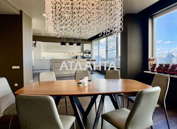 3-комнатная квартира по адресу ул. Литературная (площадь 215 м²) - Atlanta.ua