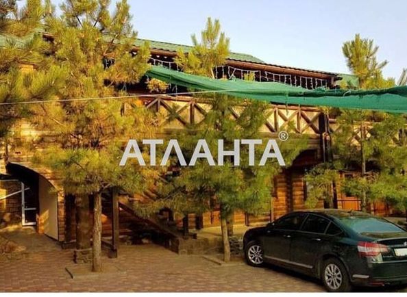 Коммерческая недвижимость по адресу ул. Ореховая (площадь 170,1 м²) - Atlanta.ua