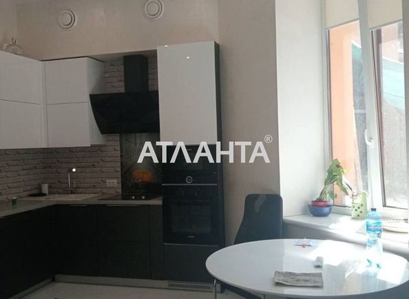 3-rooms apartment apartment by the address st. Razumovskaya Ordzhonikidze (area 95 m²) - Atlanta.ua