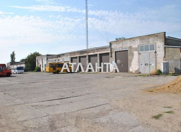 Комерційна нерухомість за адресою вул. Шкільна (площа 3472,9 м²) - Atlanta.ua