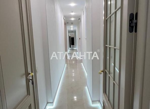 Commercial real estate at st. Torgovaya Krasnoy Gvardii (area 130,7 m²) - Atlanta.ua