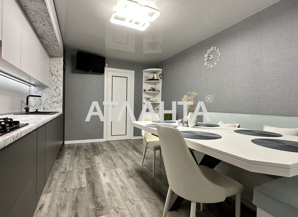 2-комнатная квартира по адресу ул. Высоцкого (площадь 80 м²) - Atlanta.ua