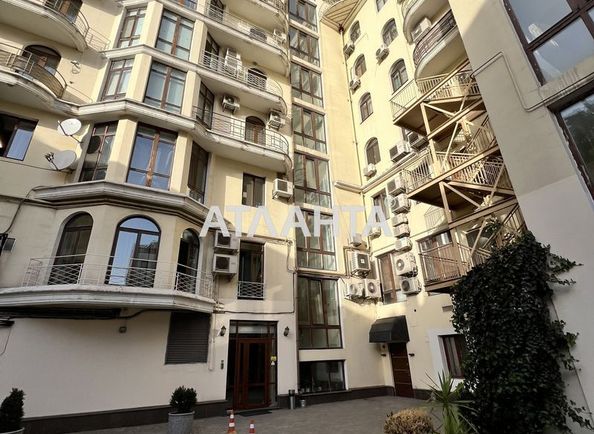 Commercial real estate at st. Grecheskaya Karla Libknekhta (area 12 m²) - Atlanta.ua
