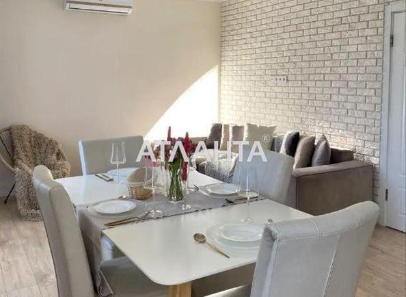 3-rooms apartment apartment by the address st. Dmitriya Lutsenko Kreysera Avrora (area 110 m²) - Atlanta.ua