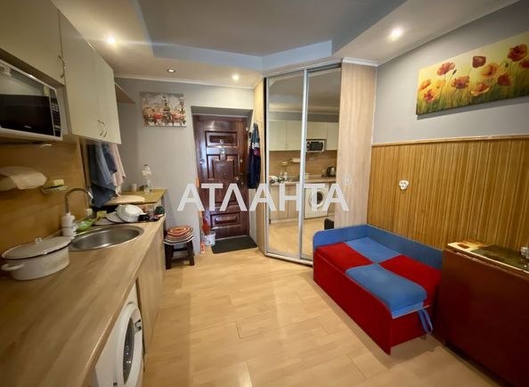Коммунальная квартира по адресу ул. Радостная (площадь 18,1 м²) - Atlanta.ua