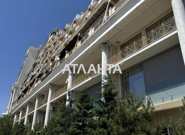 Commercial real estate at st. Gagarinskoe plato (area 375 m²) - Atlanta.ua