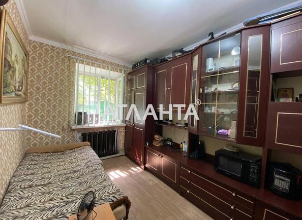 Комунальна квартира за адресою вул. Космонавтів (площа 13,4 м²) - Atlanta.ua