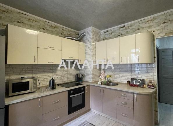 1-комнатная квартира по адресу ул. Радужный м-н (площадь 41,2 м²) - Atlanta.ua