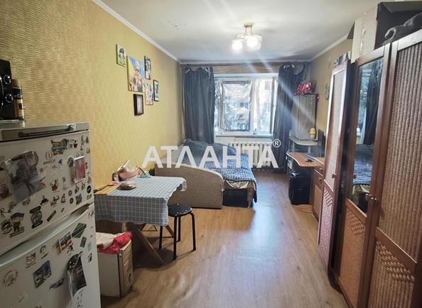 Комунальна квартира за адресою вул. Космонавтів (площа 15,9 м²) - Atlanta.ua