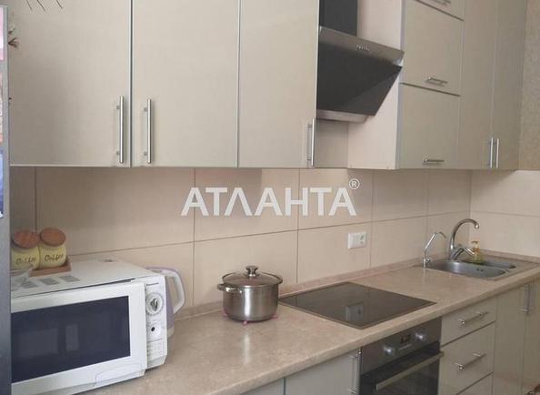3-кімнатна квартира за адресою вул. Середня (площа 80 м²) - Atlanta.ua