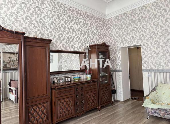 Коммунальная квартира по адресу ул. Нежинская (площадь 138 м²) - Atlanta.ua