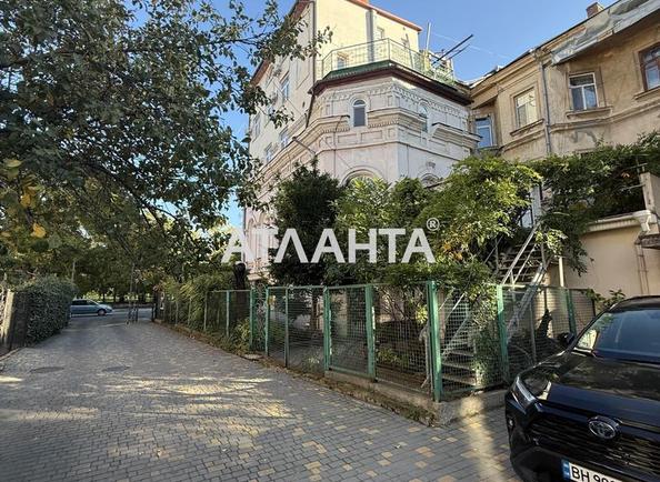 Многокомнатная квартира по адресу ул. Маразлиевская (площадь 415 м²) Многокомнатная квартира по адресу ул. Маразлиевская (площадь 415 м²) - Atlanta.ua