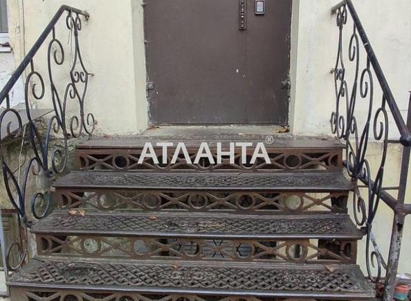 Коммунальная квартира по адресу Каретный пер. (площадь 26,2 м²) - фото 24 Коммунальная квартира по адресу Каретный пер. (площадь 26,2 м²) - Atlanta.ua - фото 24