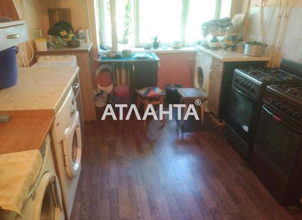 Коммунальная квартира по адресу ул. Героев Крут (площадь 13 м²) - фото 4 Коммунальная квартира по адресу ул. Героев Крут (площадь 13 м²) - Atlanta.ua - фото 4