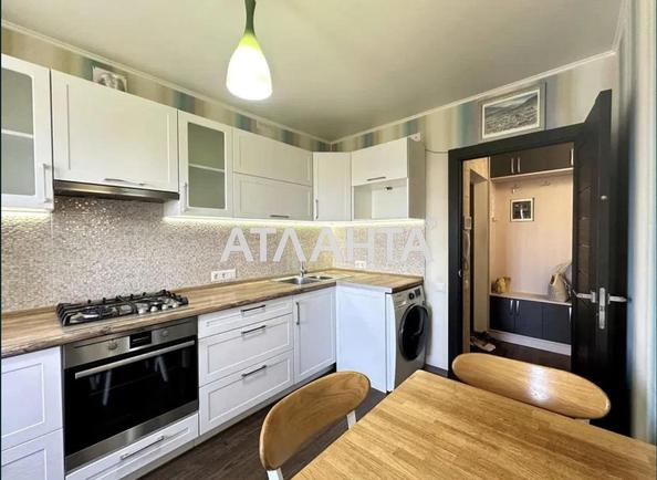 3-кімнатна квартира за адресою вул. Малиновського марш. (площа 90 м²) - Atlanta.ua