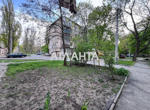 Коммунальная квартира по адресу ул. Героев Крут (площадь 11,5 м²) - imageAlt 11 Коммунальная квартира по адресу ул. Героев Крут (площадь 11,5 м²) - Atlanta.ua - imageAlt 11