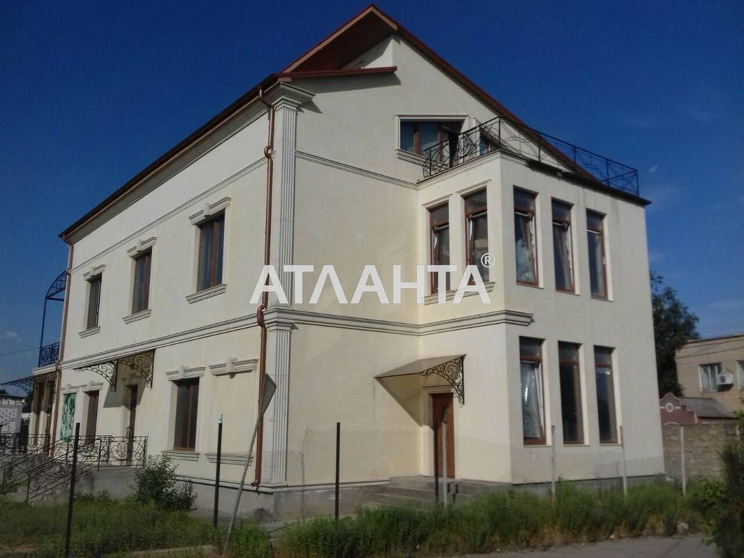 Комерційна нерухомість за адресою вул. Оборонна (площа 900 м²) - Atlanta.ua - фото 3