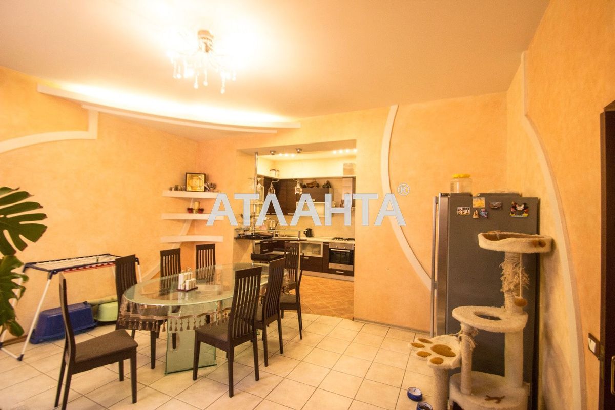 Багатокімнатна квартира за адресою вул. Новосельського (площа 215,1 м²) - Atlanta.ua - фото 3