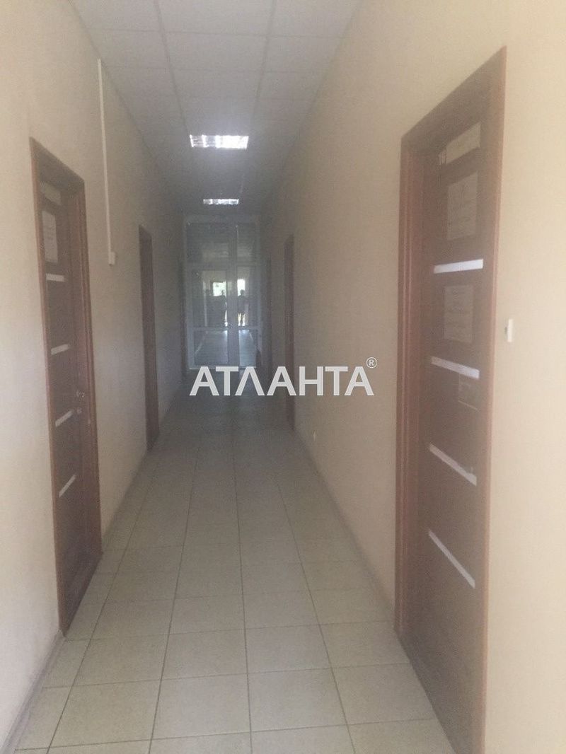 Commercial real estate at st. 1 maya (area 563,9 m²) - Atlanta.ua - photo 11