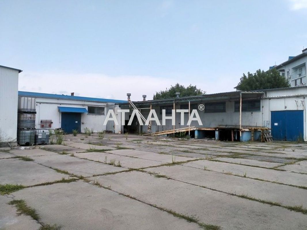 Комерційна нерухомість за адресою вул. Радісна (площа 2424,6 м²) - Atlanta.ua - фото 2