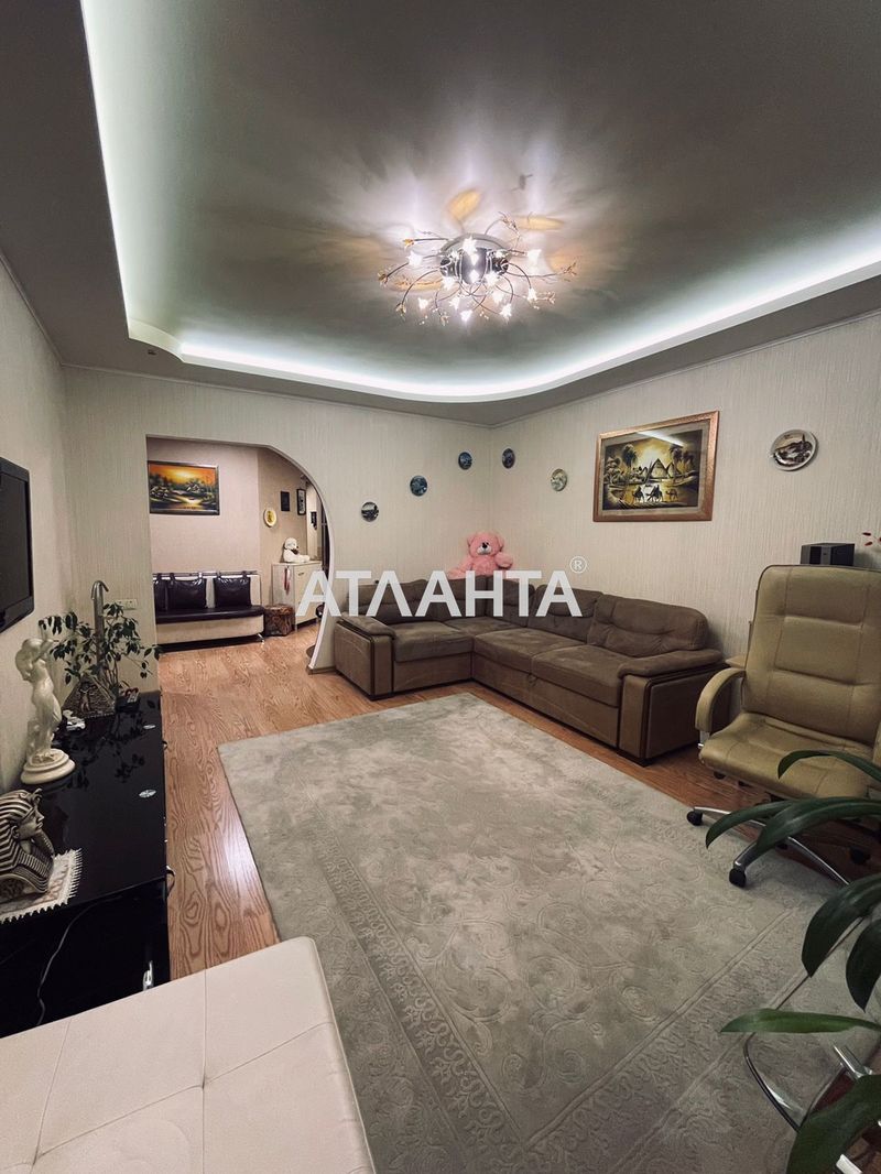 2-комнатная квартира по адресу ул. Сахарова (площадь 83 м²) - Atlanta.ua - фото 3