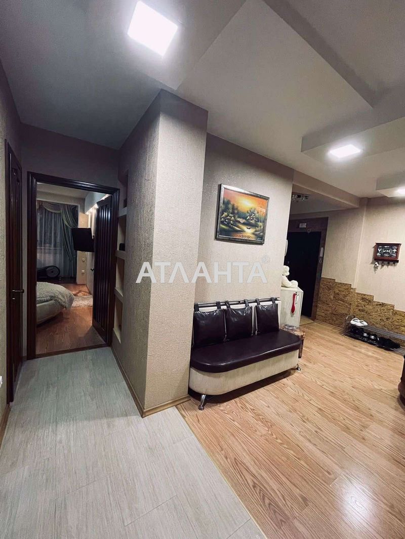 2-комнатная квартира по адресу ул. Сахарова (площадь 83 м²) - Atlanta.ua - фото 8