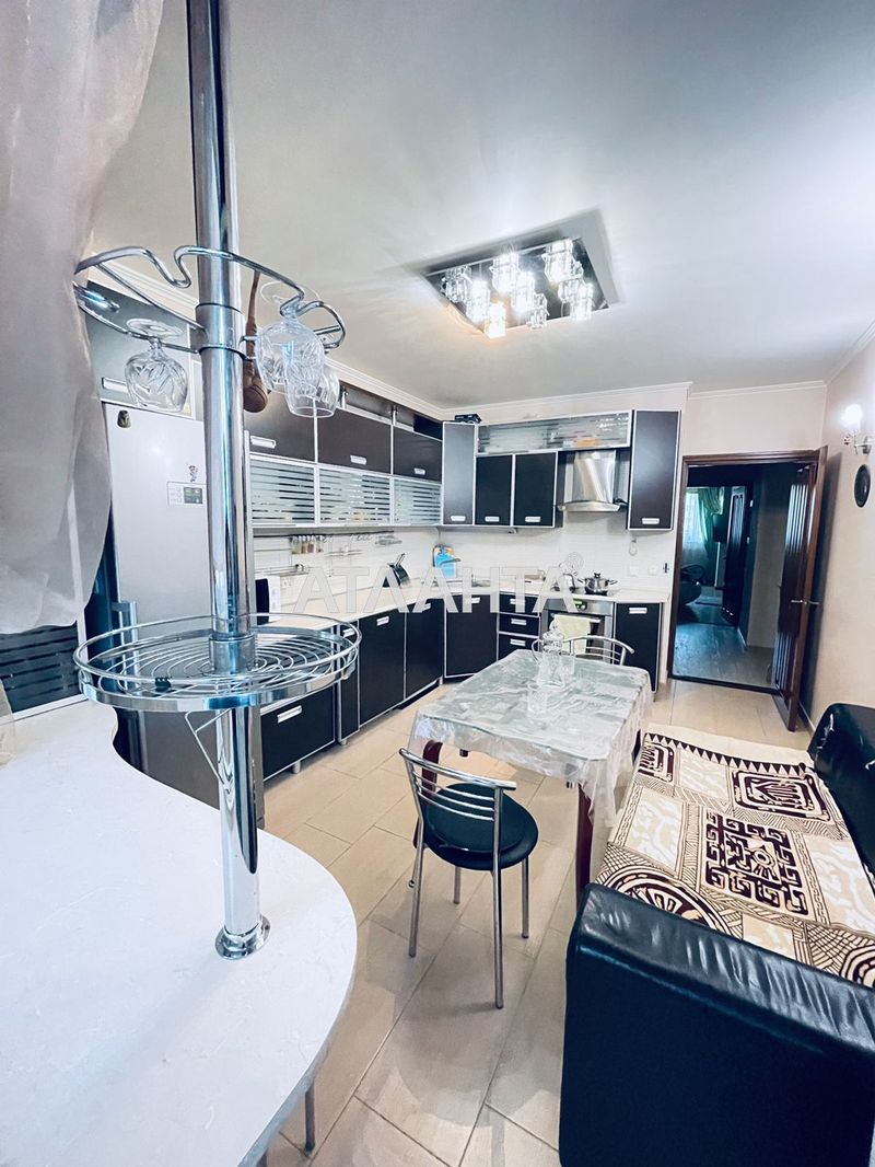 2-комнатная квартира по адресу ул. Сахарова (площадь 83 м²) - Atlanta.ua - фото 11