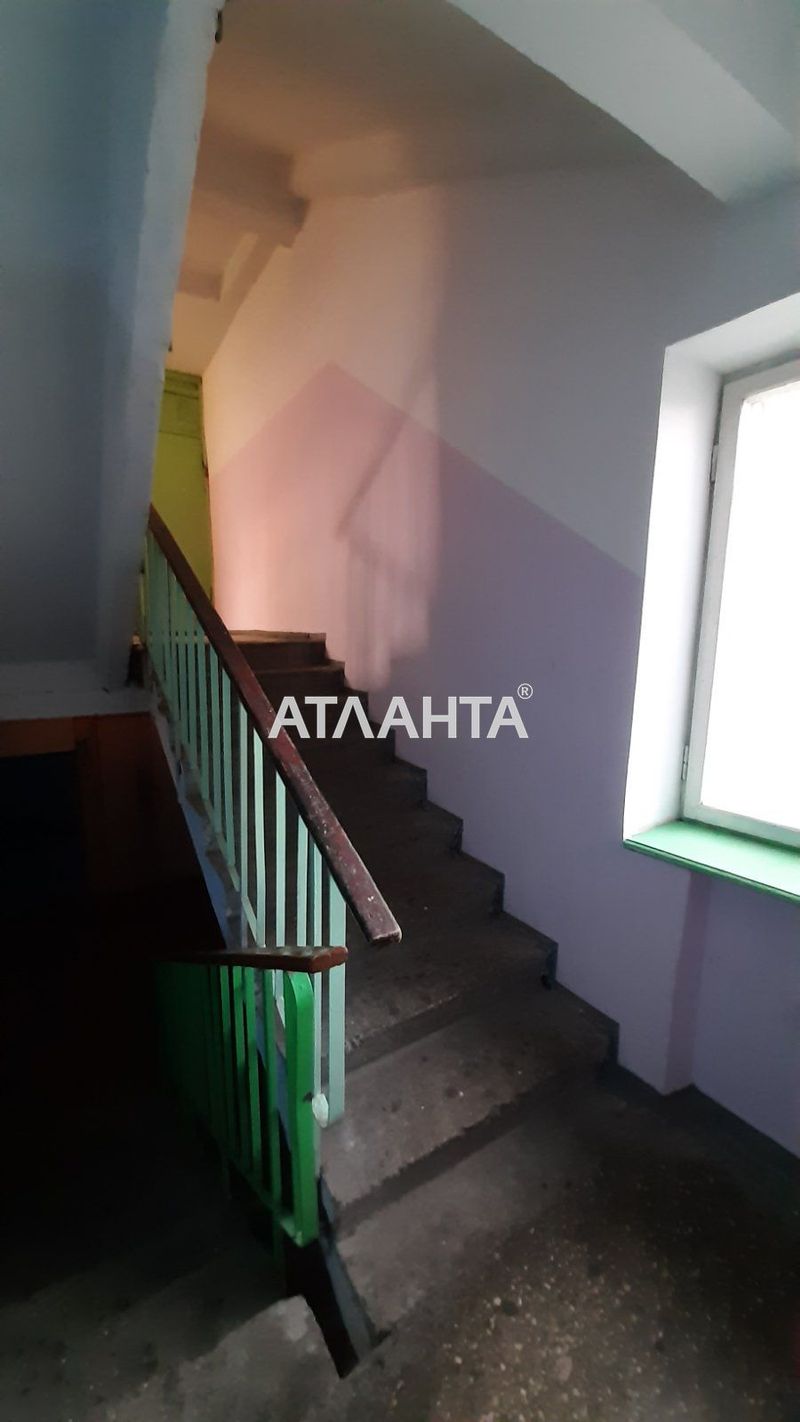 Коммунальная квартира по адресу ул. Петрова ген. (площадь 26 м²) - Atlanta.ua - фото 6