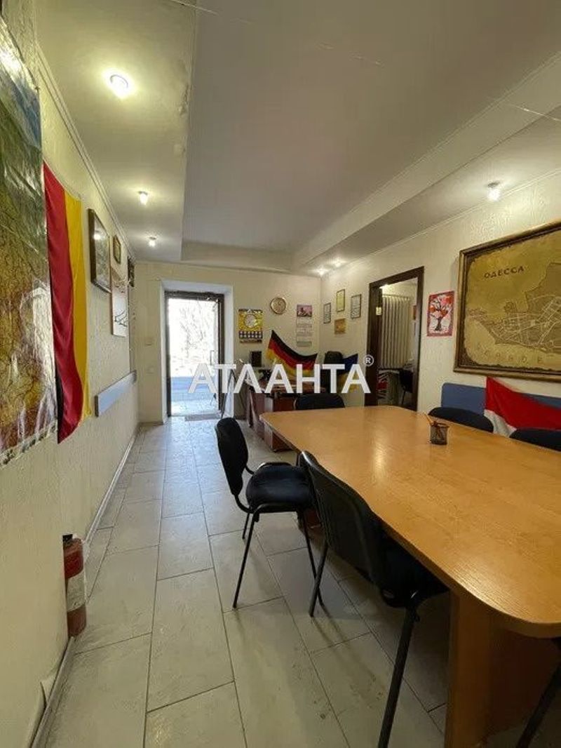 3-комнатная квартира по адресу ул. Кузнецова кап. (площадь 42 м²) - Atlanta.ua - фото 2