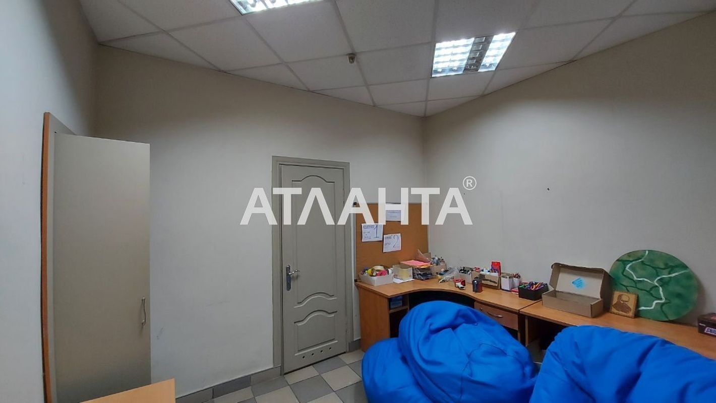 Commercial real estate at st. Golovna (area 110 m²) - Atlanta.ua - photo 8