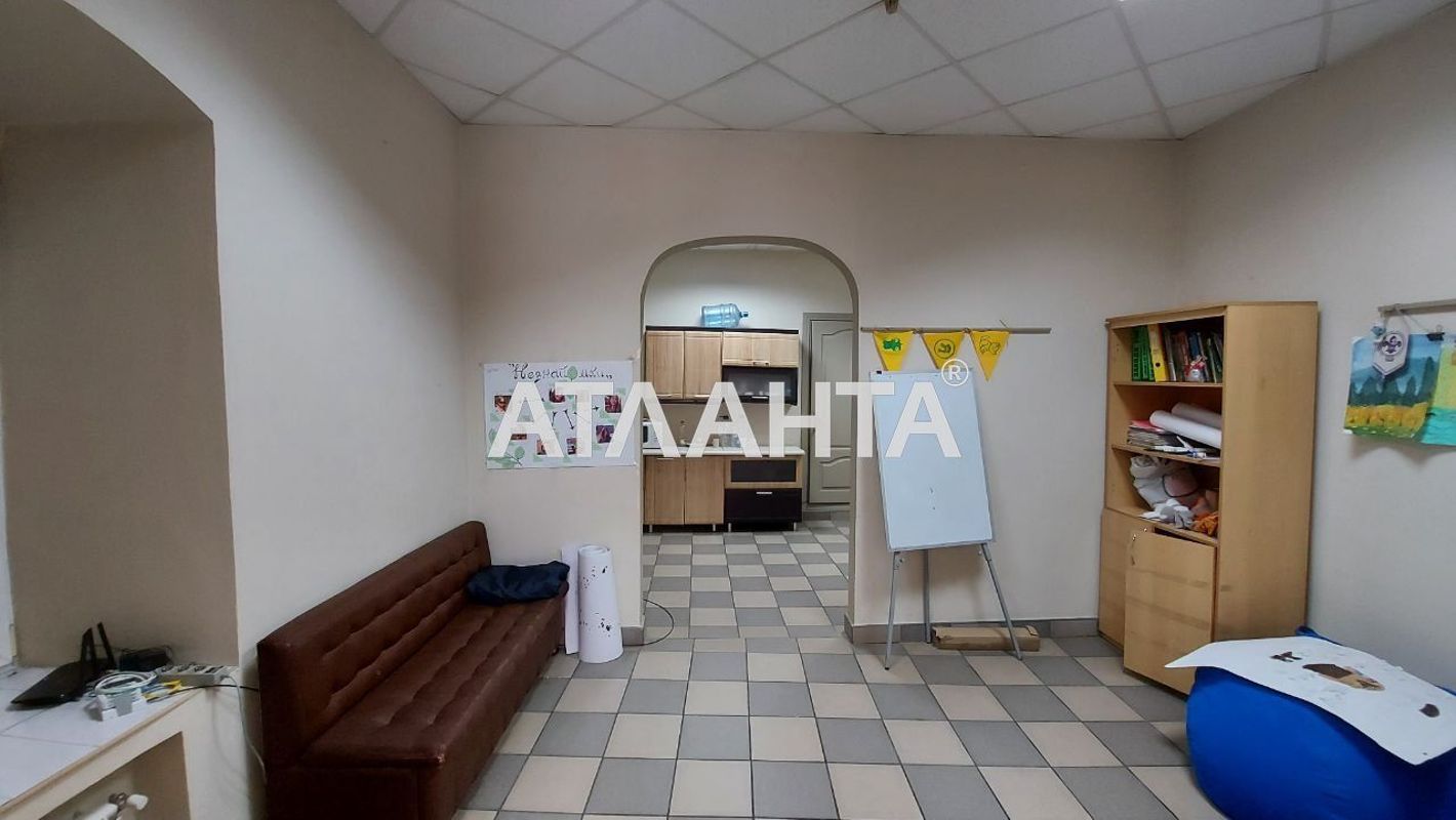 Commercial real estate at st. Golovna (area 110 m²) - Atlanta.ua - photo 10