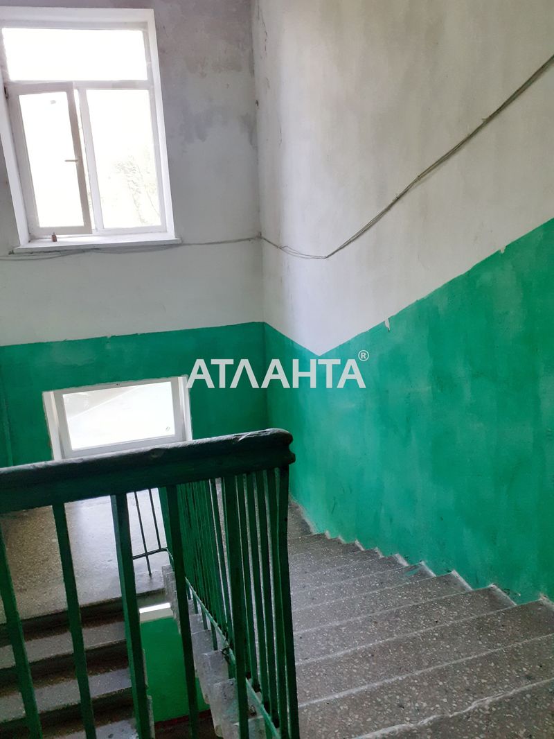 Коммунальная квартира по адресу ул. Фабричная (площадь 50,2 м²) - фото 10 Коммунальная квартира по адресу ул. Фабричная (площадь 50,2 м²) - Atlanta.ua - фото 10