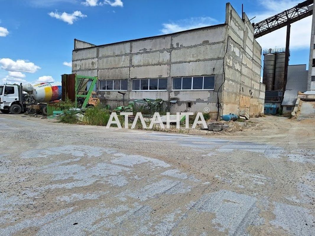 Коммерческая недвижимость по адресу ул. Локомотивная (площадь 704,6 м²) - Atlanta.ua - фото 11