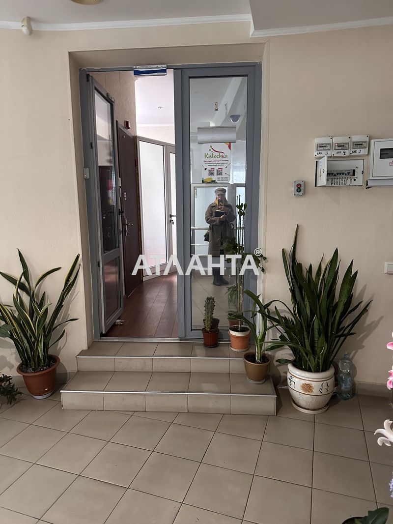 Коммерческая недвижимость по адресу Мира пр. (площадь 947 м²) - Atlanta.ua - фото 8