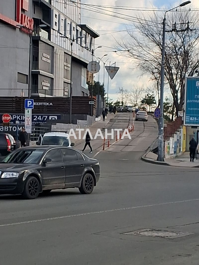 Коммерческая недвижимость по адресу ул. Гагаринское плато (площадь 25,4 м²) - Atlanta.ua - фото 5