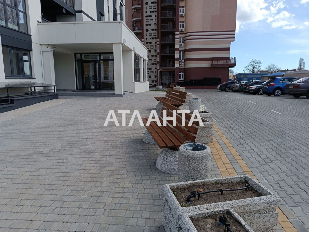 1-комнатная квартира по адресу ул. Литературная (площадь 42 м²) - Atlanta.ua - фото 2