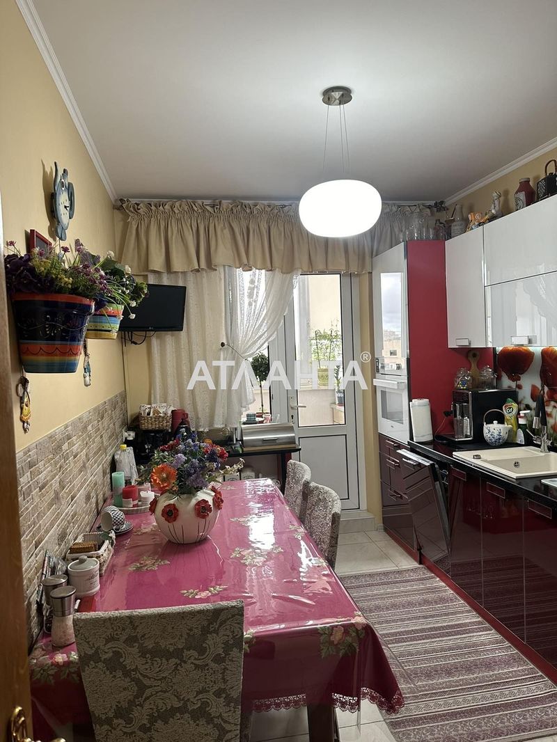 3-комнатная квартира по адресу Небесной Сотни пр. (площадь 63 м²) - Atlanta.ua - фото 6