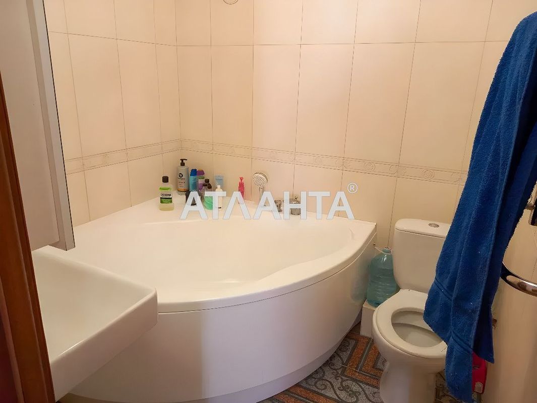 2-комнатная квартира по адресу ул. Радужный м-н (площадь 73 м²) - Atlanta.ua - фото 9